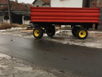 Možemo da napravimo novu prikolicu ili da izvršimo remont stare da bude kao nova